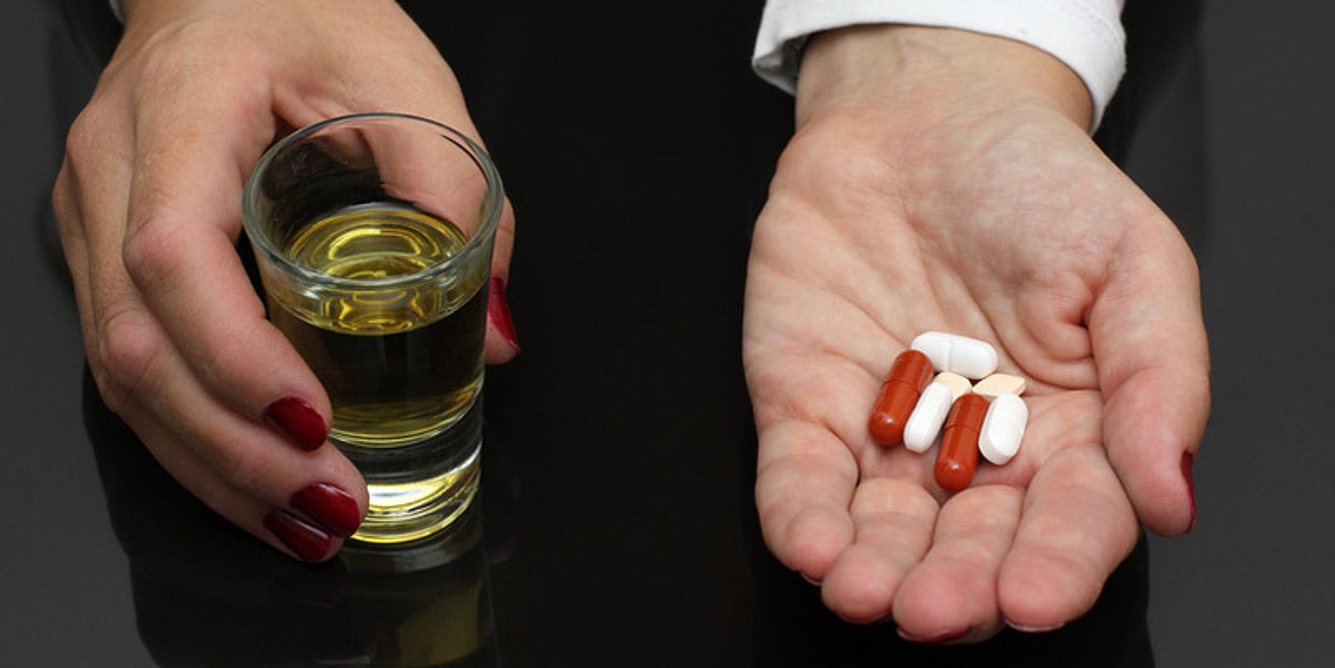 Alkohol und Medikamente mit Acetylsalicylsäure