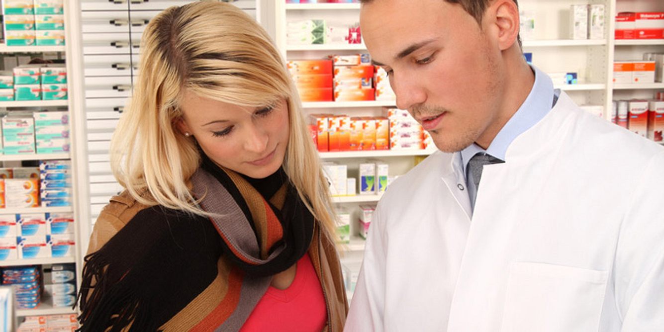 Der Wirkstoff Ambroxol ist zwar apothekenpflichtig, nicht jedoch verschreibungspflichtig