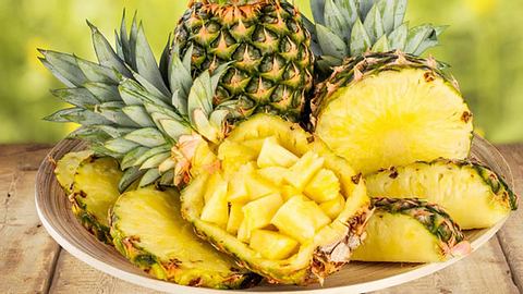 Ananas gegen Zahnschmerzen - Foto: Fotolia