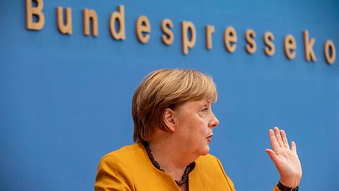 Bundeskanzlerin Angela Merkel bei einer Pressekonferenz - Foto: imago images/Christian Thiel
