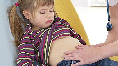 Bauchschmerzen bei Kindern - Foto: Shutterstock