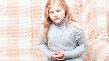 Bauchweh bei Kindern - Foto: Shutterstock