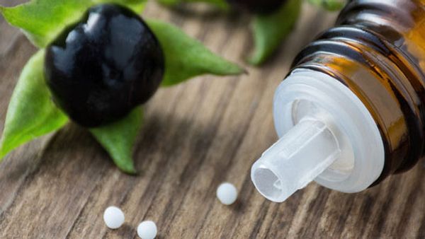 Belladonna enthält entzündungshemmende Inhaltsstoffe - Foto: Fotolia