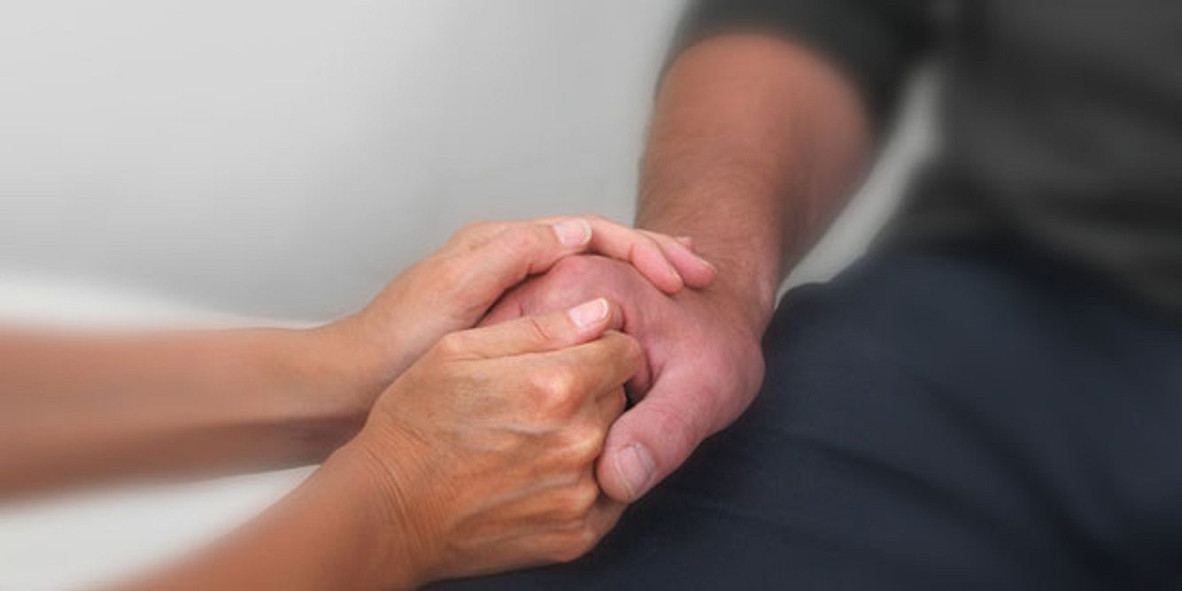 Handmassage gegen Demenz