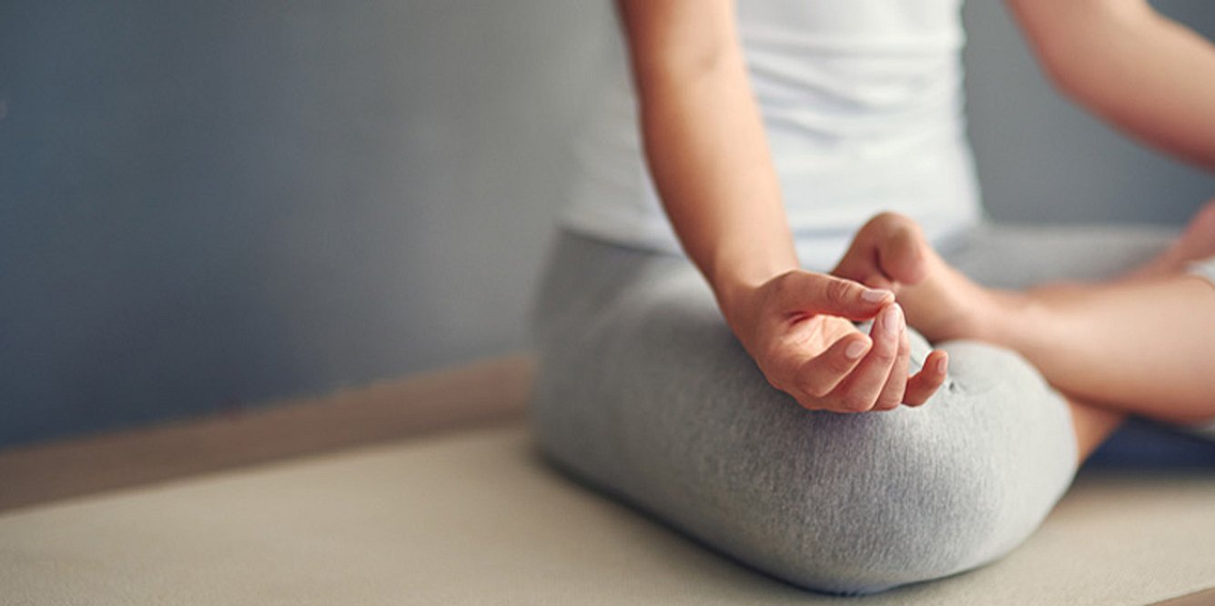 Yoga für die Bluthochdruck-Behandlung
