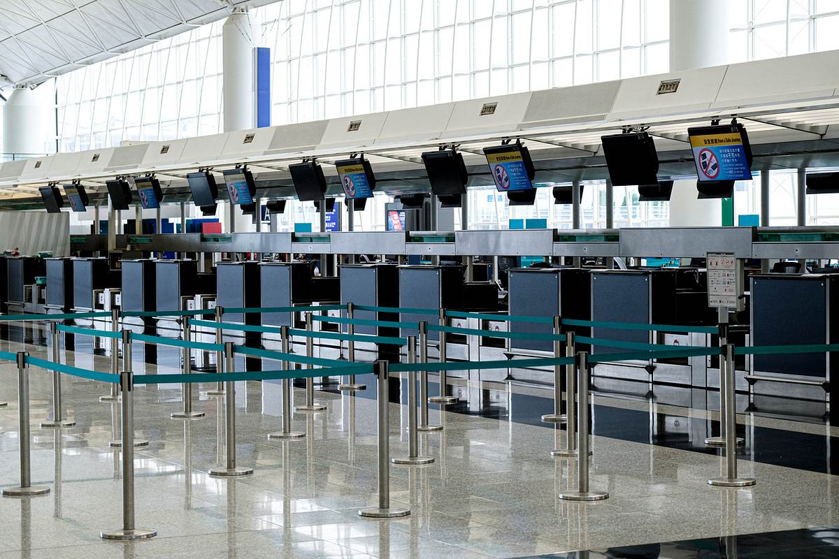 Leerer Flughafen während der Corona-Krise