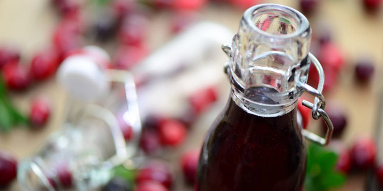 Hilfe aus der Natur bei Blasenentzündung: Cranberrysaft lindert die Beschwerden