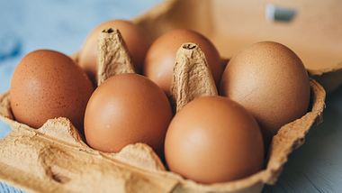 Eier in einer Kartonverpackung - Foto: iStock/Nacho Mena