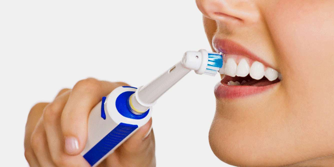 Um Mundgeruch zu behandlen – Ist eine gute Zahn- und Mundpflege wichtig