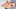 Peeling wird im Gesicht aufgetragen - Foto: istock/peakstock