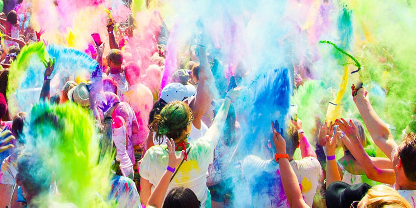 Auch das Holi-Festival gilt als Feinstaubquelle