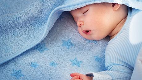 Schlafendes Baby - Foto: Fotolia