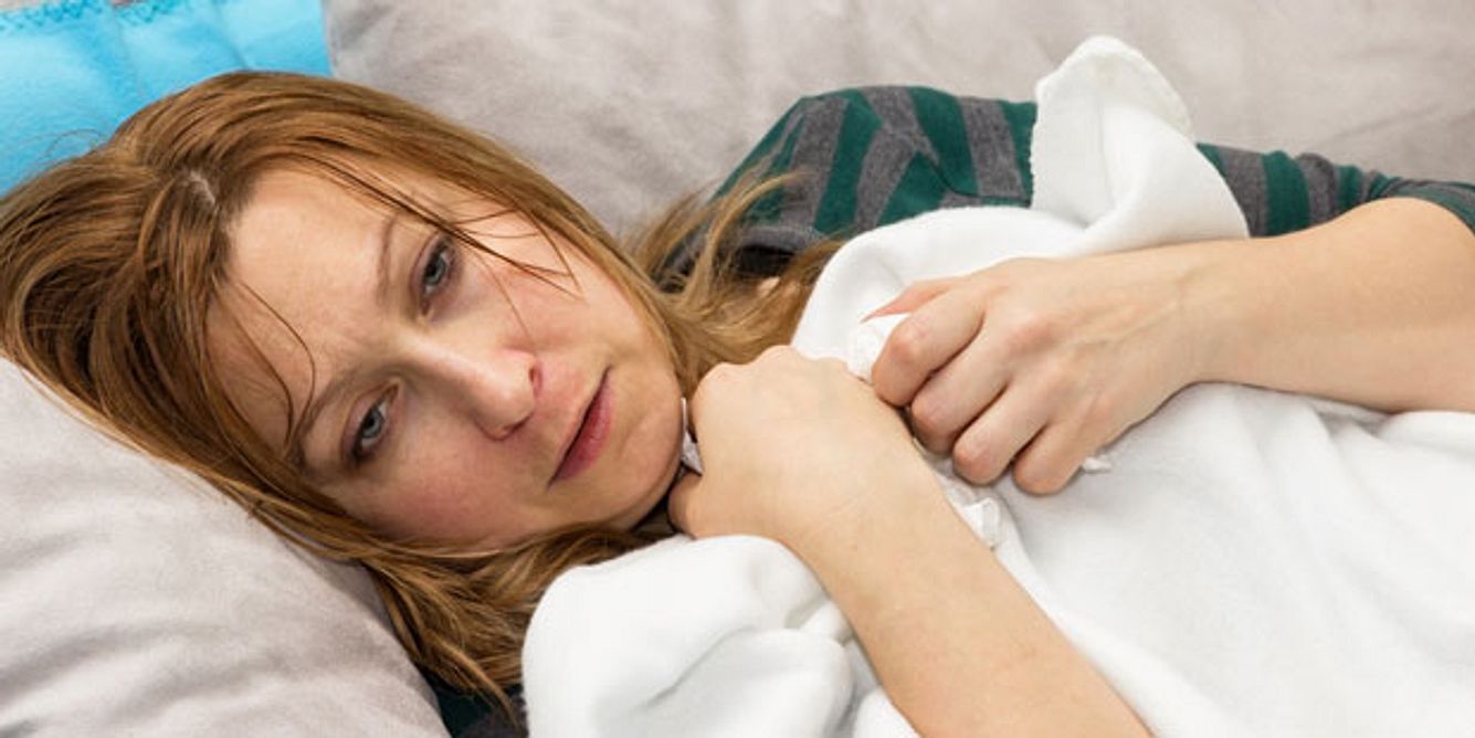 Frau mit grippeähnlichen Ebolasymptomen