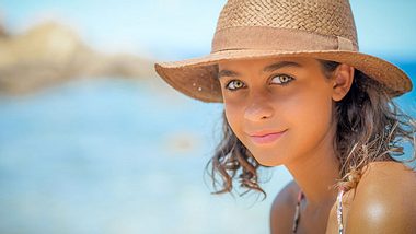 Frau mit Sommerteint - Foto: Fotolia