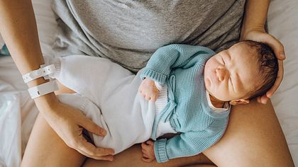 Baby nach Geburt - Foto: iStock/alija