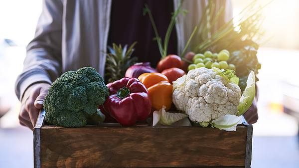 Cholesterin senken mit Gemüse - Foto: istock/PeopleImages