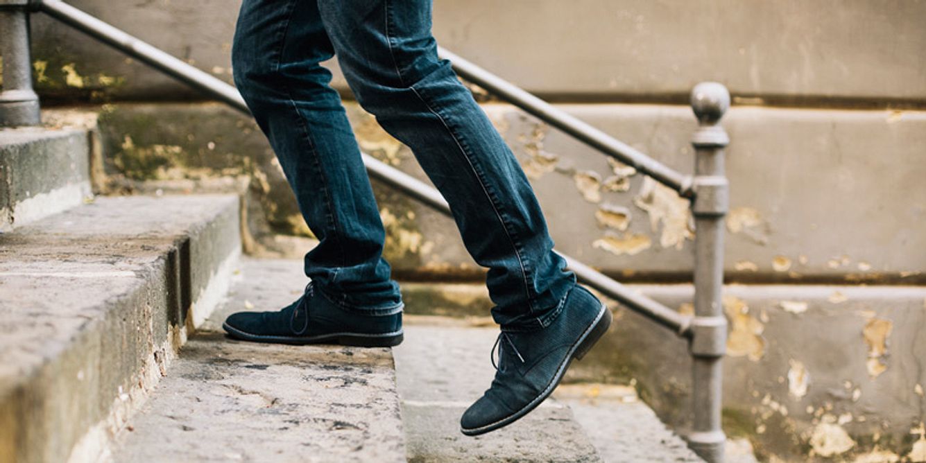Treppensteigen für ein gesundes Knie