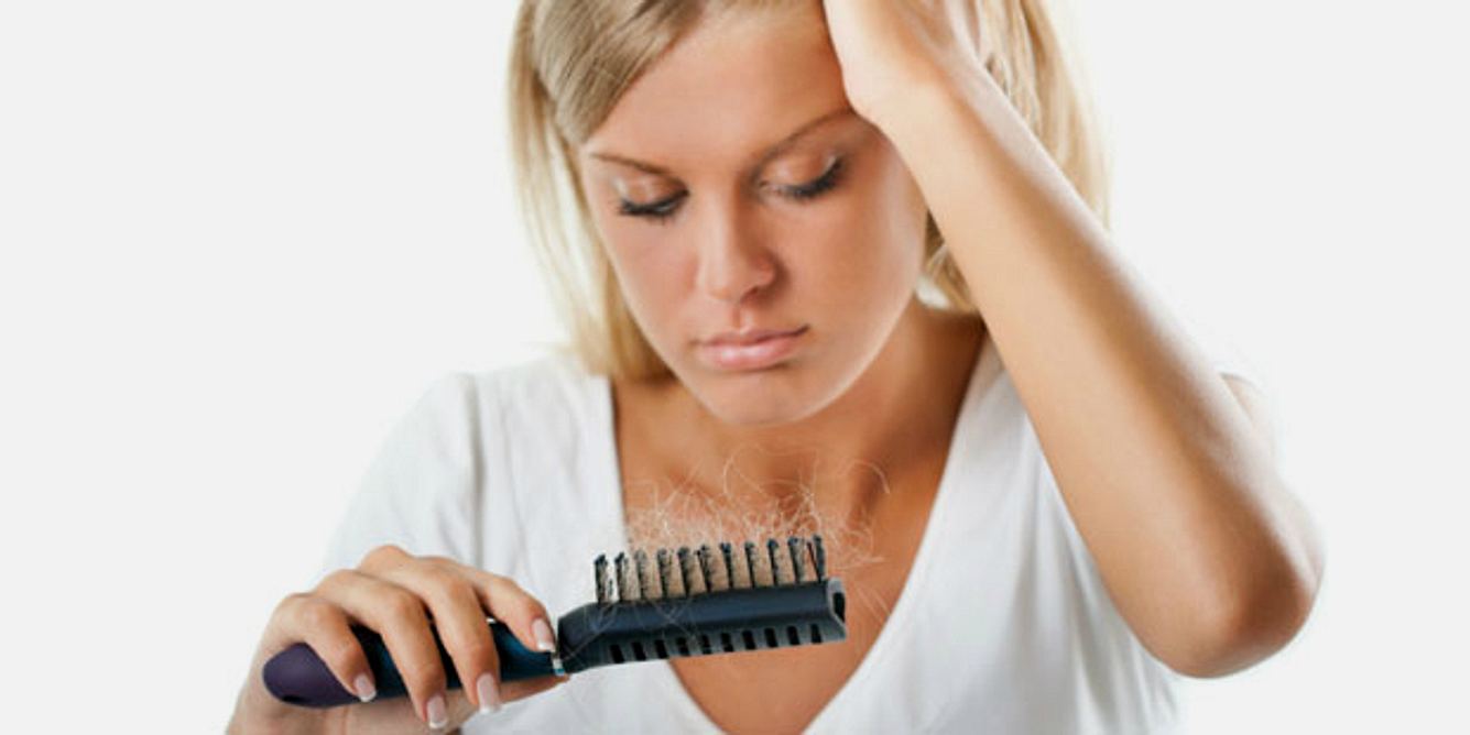Auch Frauen leiden unter Haarausfall
