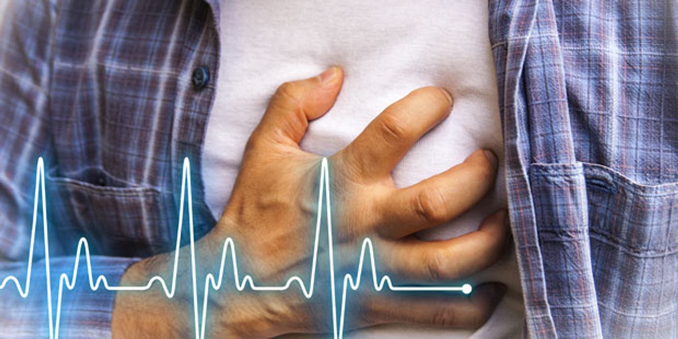 Ein Symptom bei Herzrhythmusstörungen ist Herzrasen