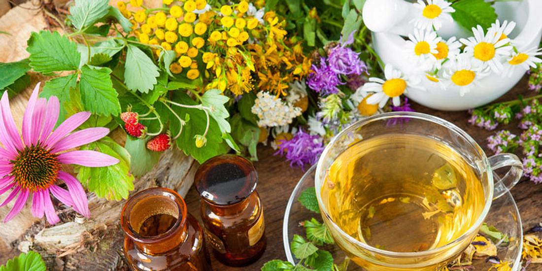 Erkältet? Homöopathie kann die Beschwerden bei Erkältungen lindern. Welche Mittel wann am besten helfen, erfahren Sie in dieser Bildergalerie! Homöopathie bei Erkältung