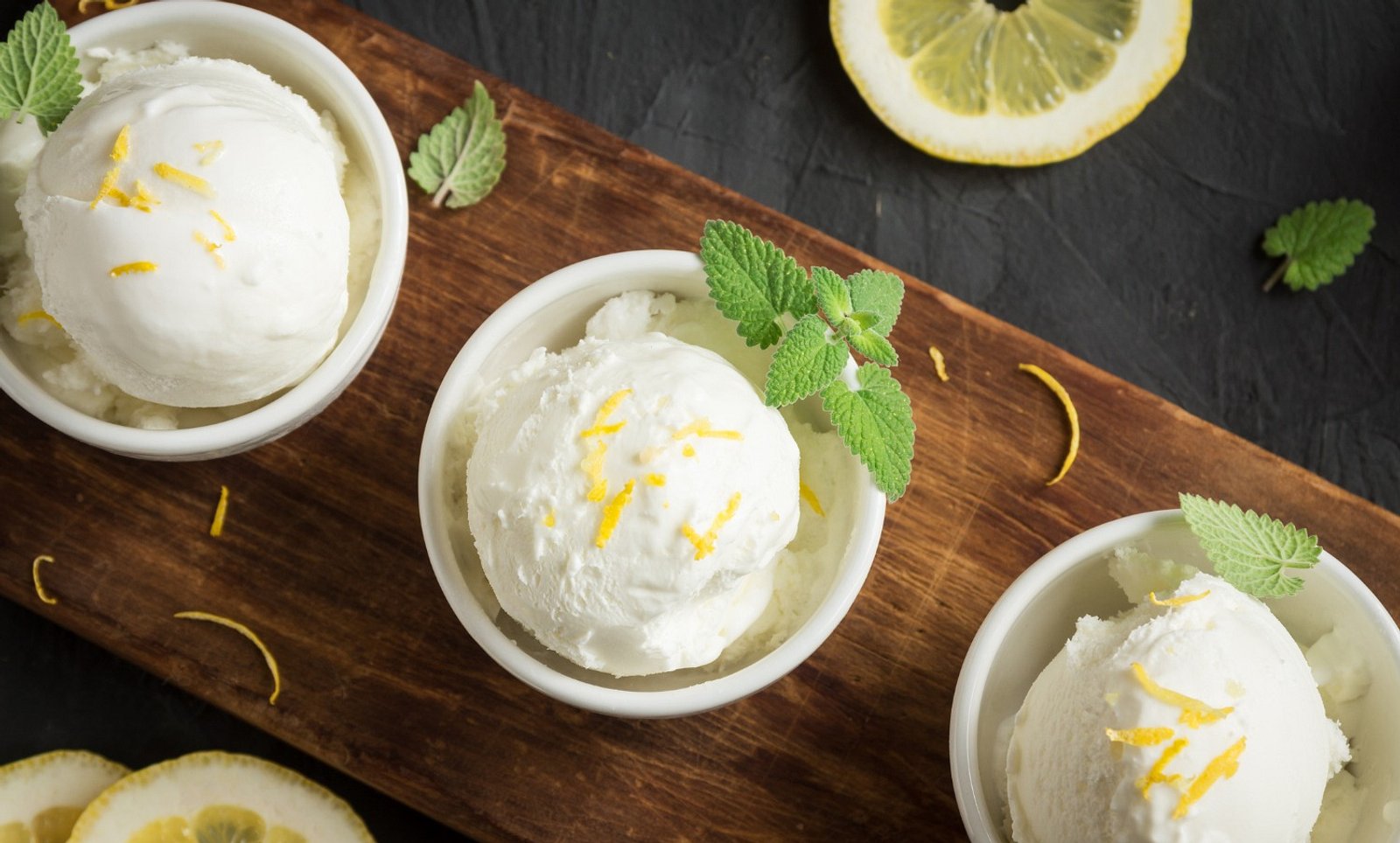 Joghurteis selber machen: 3 cremige Sommer-Rezepte | PraxisVITA