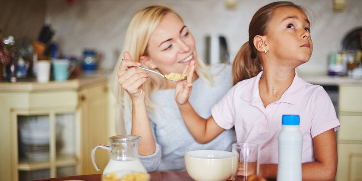 Mädchen will nicht essen