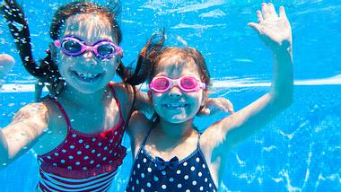 Kinder lernen unterschiedlich schnell und gern schwimmen - Foto: Fotolia