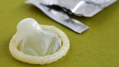 Kondome bieten die größte Sicherheit, sich beim Geschlechtsverkehr nicht mit dem HI-Virus zu infizieren
