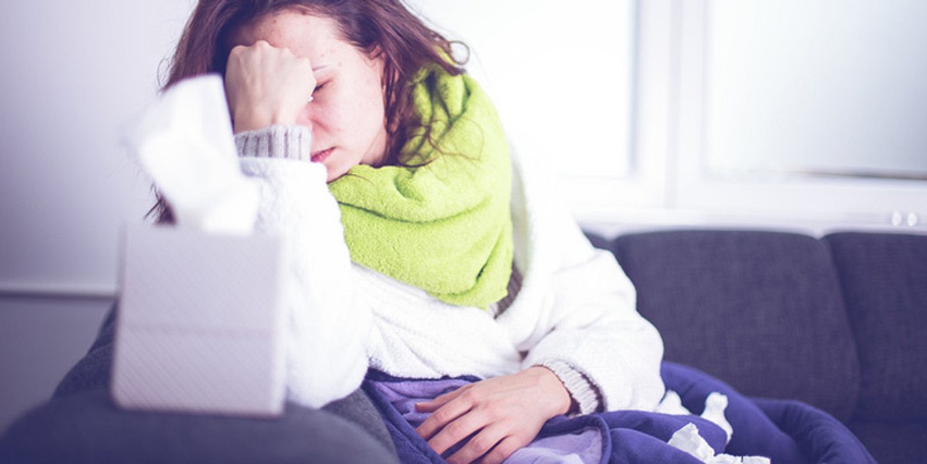 Muskelschmerzen sind ein häufiges Symptom der Erkältung