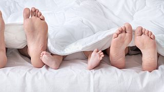 Da Nagelpilz ansteckend ist, sollten Sie Ihre Familie schützen - Foto: Fotolia