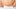 Nackter Frauenbauch mit Kaiserschnittnarbe in Großaufnahme - Foto: iStock-1176500076 FotoDuets