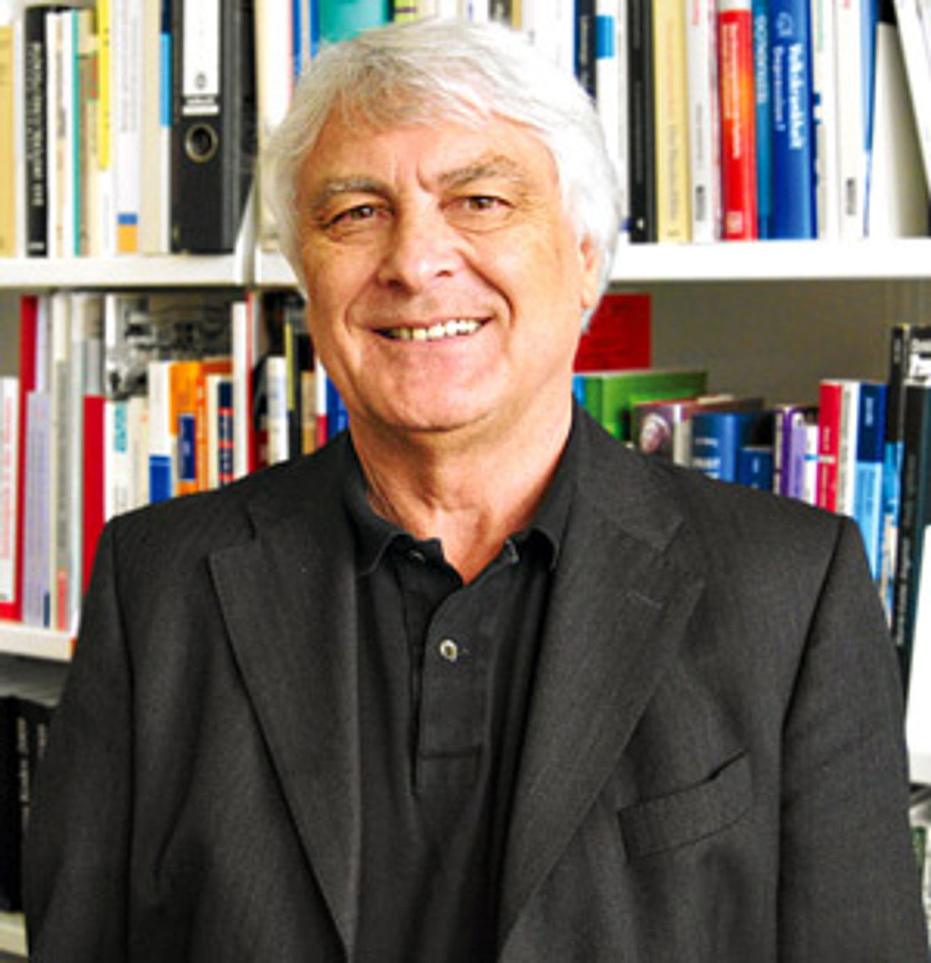 Prof. Dr. Gerd Glaeske leitet die Abteilung Gesundheitsökonomie, Gesundheitspolitik und Versorgungsforschung an der Universität Bremen