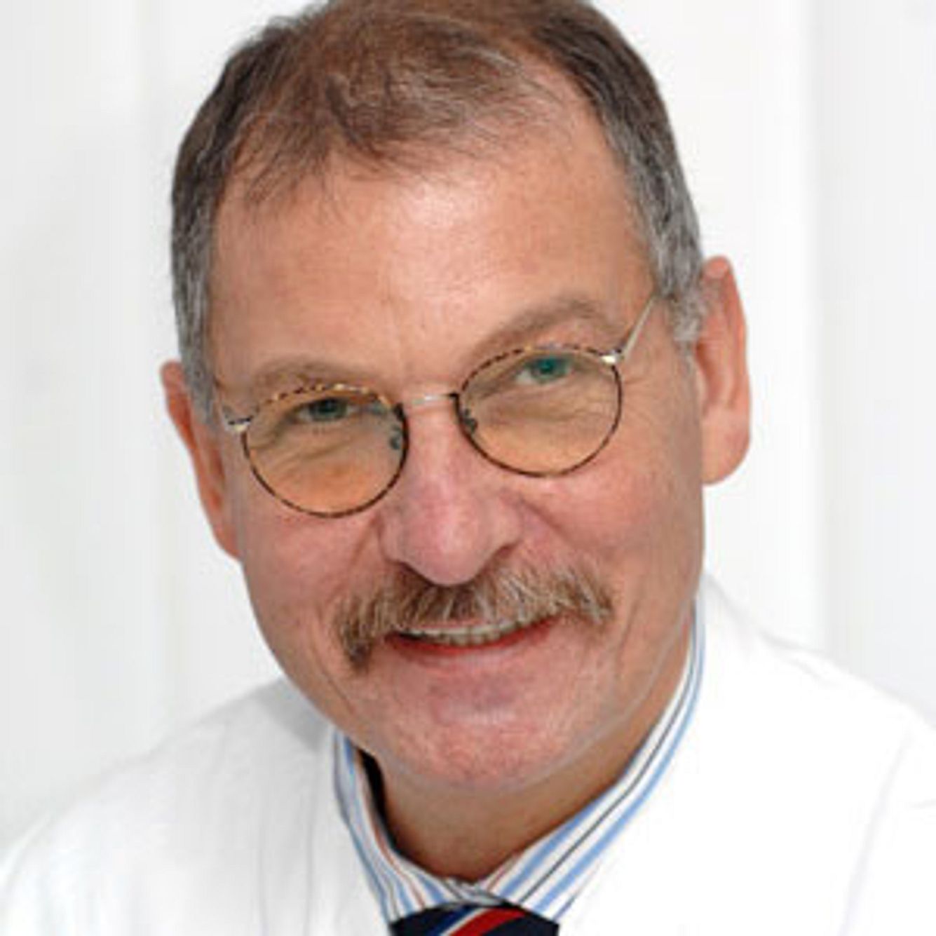 Prof. Dr. med. Hans Behrbohm, Chefarzt der HNO-Abteilung in der Park-Klinik Weißensee, Berlin