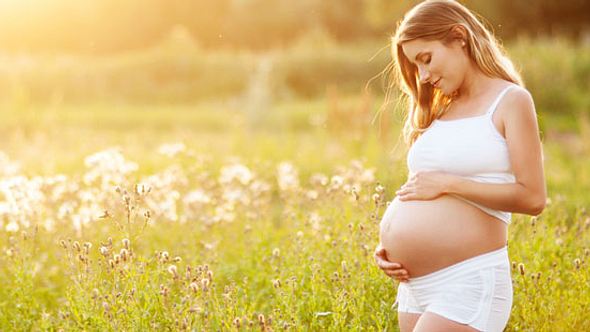 Röteln in der Schwangerschaft bedeuten höchste Gefahr - Foto: Fotolia