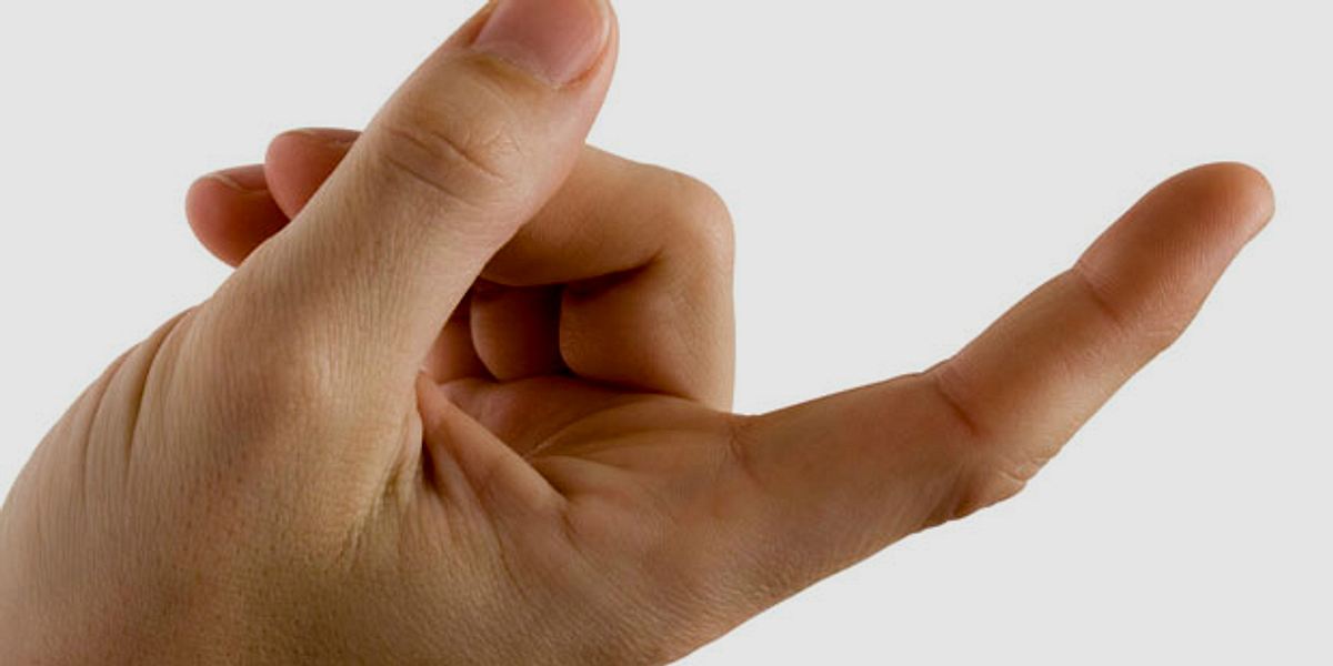 Etwa 22.000 Mal am Tag bewegen wir unsere Finger – gerade die Beugesehe des Zeigefingers wird sehr beansprucht. Überlastungserscheinungen wie der sogenannte Schnappfinger sind daher keine Seltenheit
