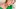 Von einer Schultersteife sind am häufigsten Frauen ab 50 betroffen - Foto: Alamy