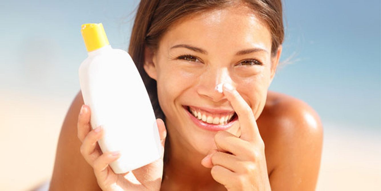 Die Sonnencreme sollte ein UV-A-Siegel tragen