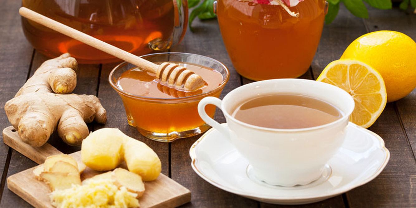 Tee mit Honig und Ingwer