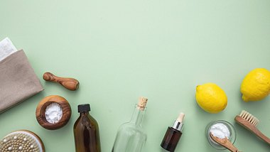 Verschiedene Hausmittel zum Reinigen - Foto: istock_Rawf8