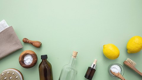 Verschiedene Hausmittel zum Reinigen - Foto: istock_Rawf8