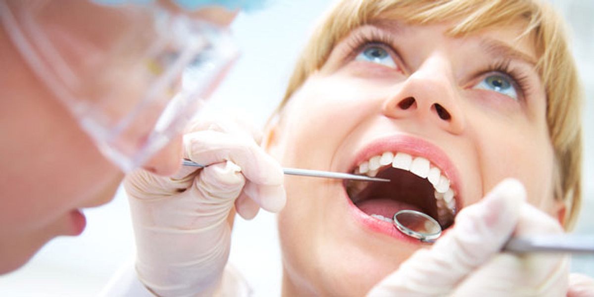 Zahnschmerzen beim Zahnarzt rechtzeitig behandeln lassen schützt auch vor anderen Krankheiten