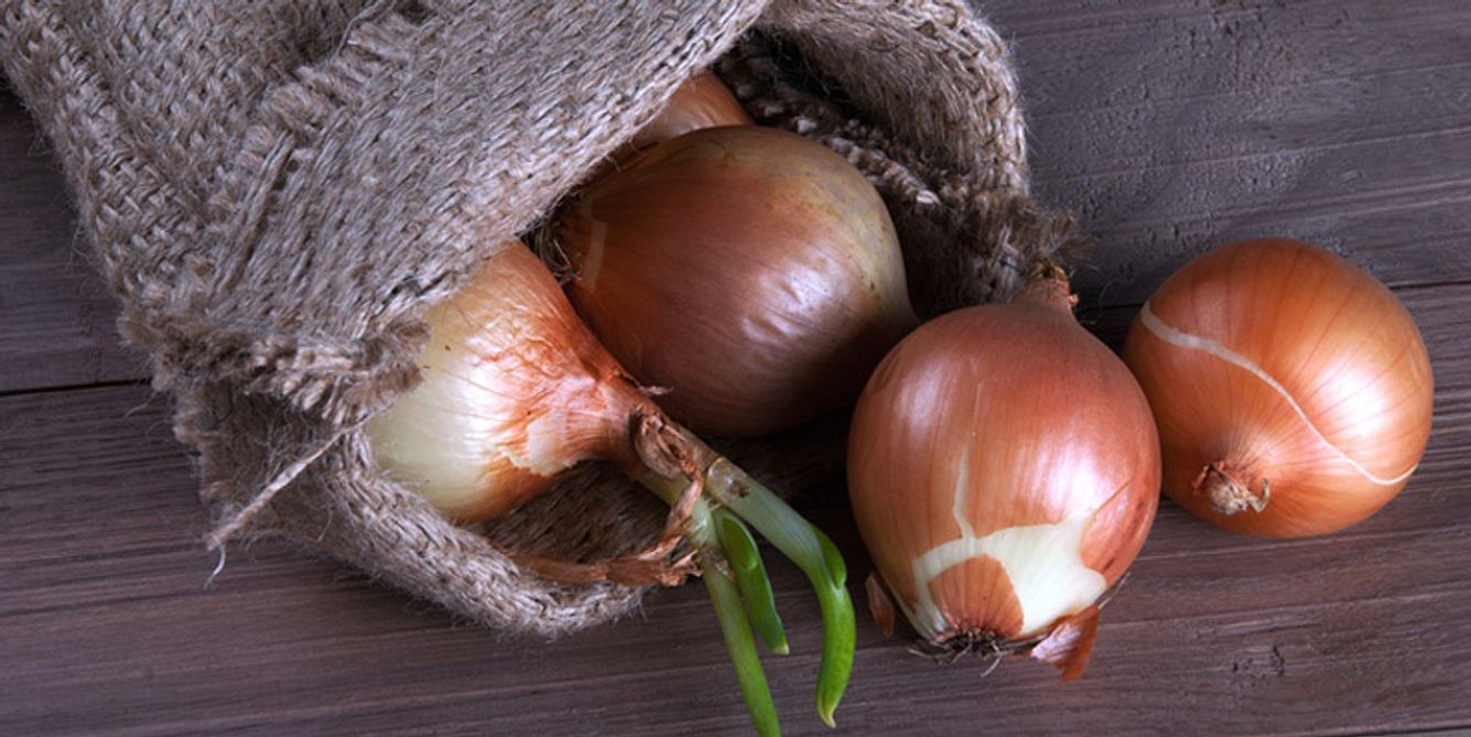 Zwiebelsäckchen als unterstützendes Mittel gegen Ohrenschmerzen